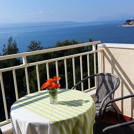 Apartment Kastel *