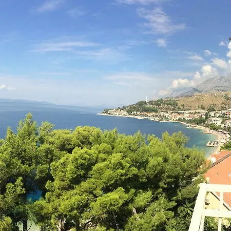 Apartment Kastel *